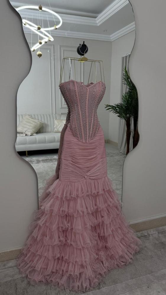 Evening dress pink tulle in a set and there is a dress of it
