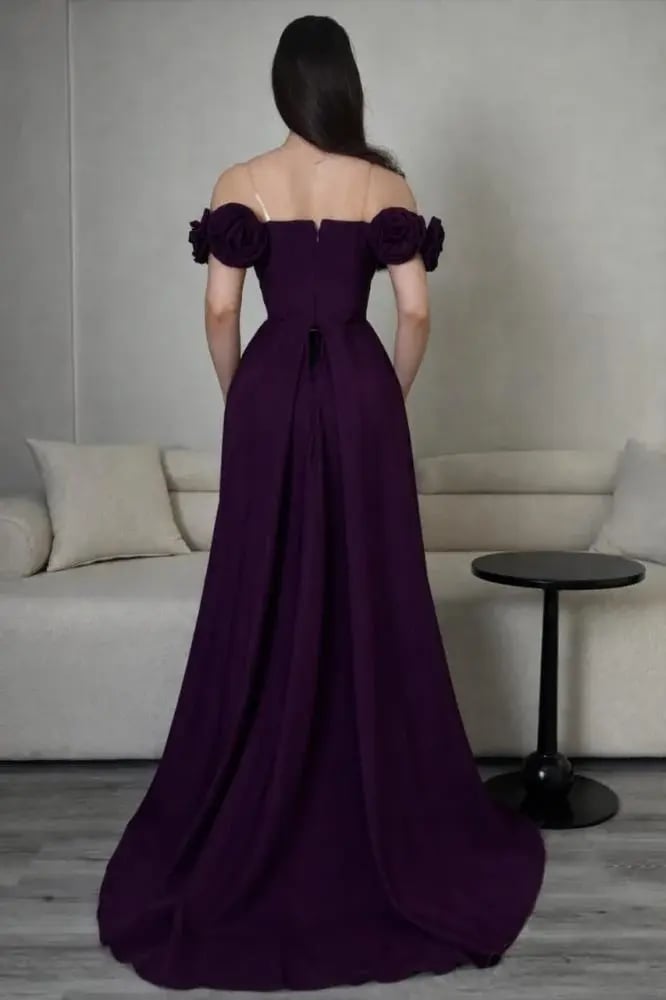Elegant evening dress purple, high-quality, Barbie style