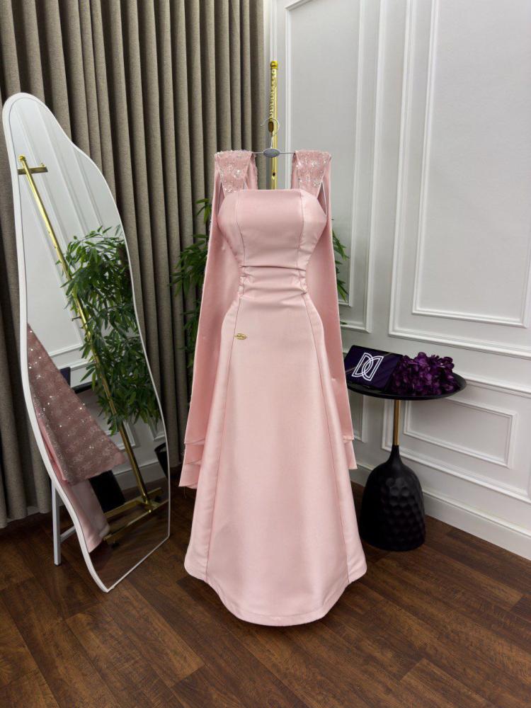 Pink evening dress, bicado style, with a train, embroidered, with a beaded border.