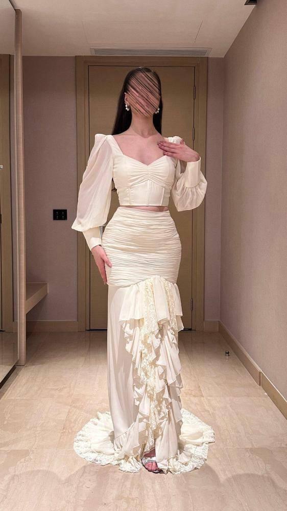 فستان سهرة أسود الخامة جورجيت + دانتيل بإطلالة ناعمة للمناسبات