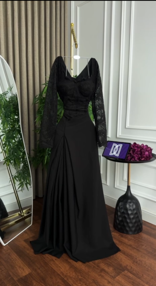 Evening dress brown with Barbie fabric and lace and full