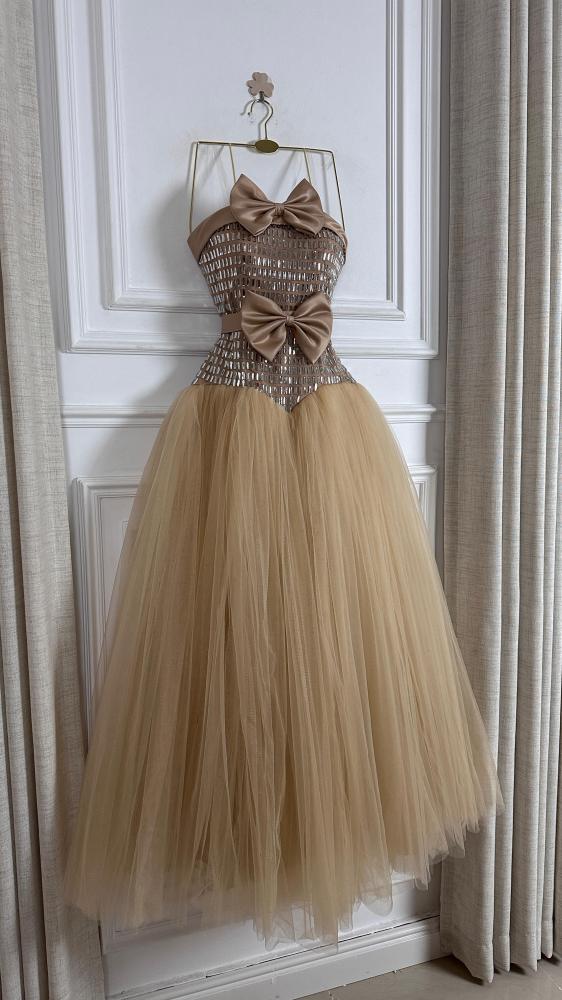 Evening dress beige fabric velvet crystal + velvet layered lining crumbled