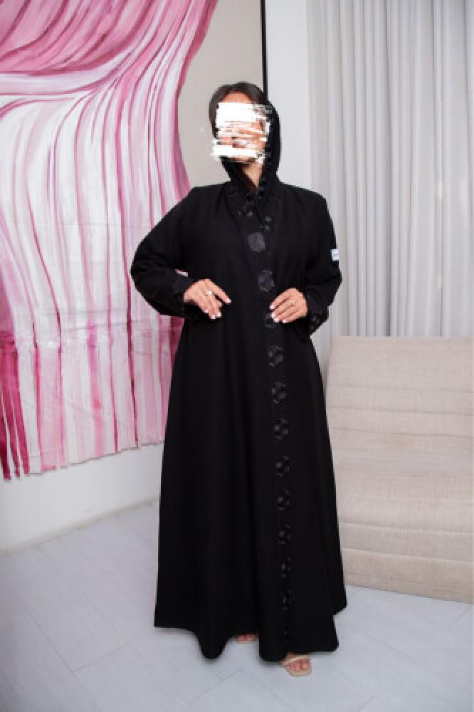 عباية خروج سوداء