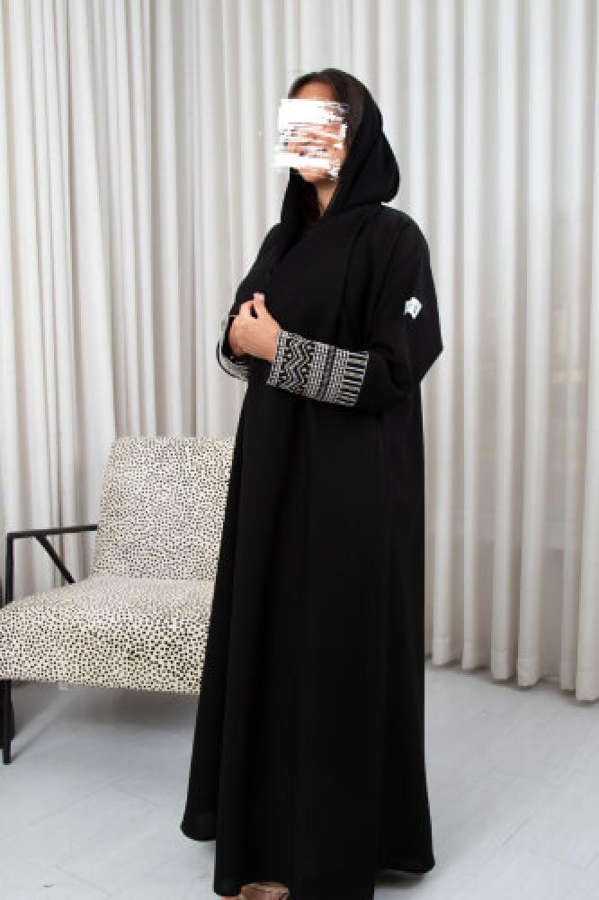 عباية نصف كلوش
