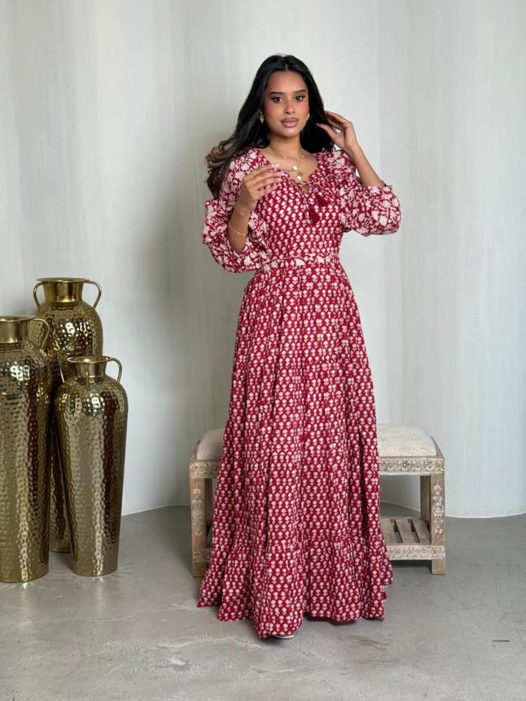 جلابية قطن طبقات مشجر أحمر وأبيض Flora red white