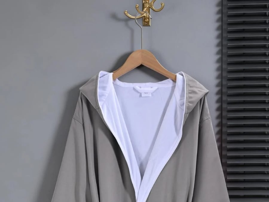 روب استحمام GABARDINE مايكروفايبر بقبعة متصلة - رمادي غامق
