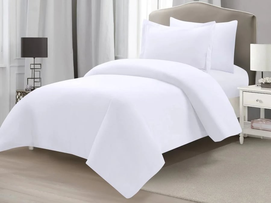 مفرش WHITE فندقي مفرد ونص - 5 قطع - أبيض