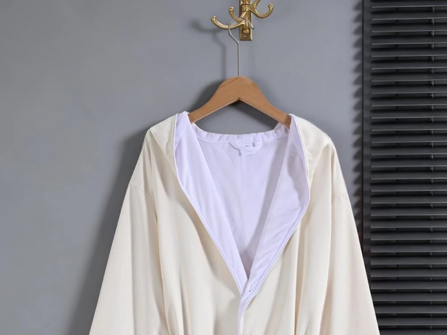 روب استحمام GABARDINE مايكروفايبر بقبعة متصلة - سكري