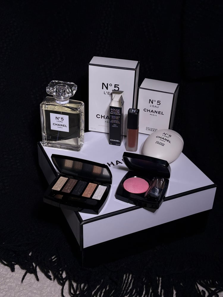 Chanel luxurious box
