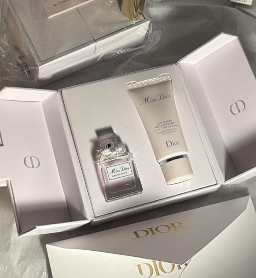 بوكس ميني عطر مس ديور بولمنق بوكيه 5ML ولوشن 20ML