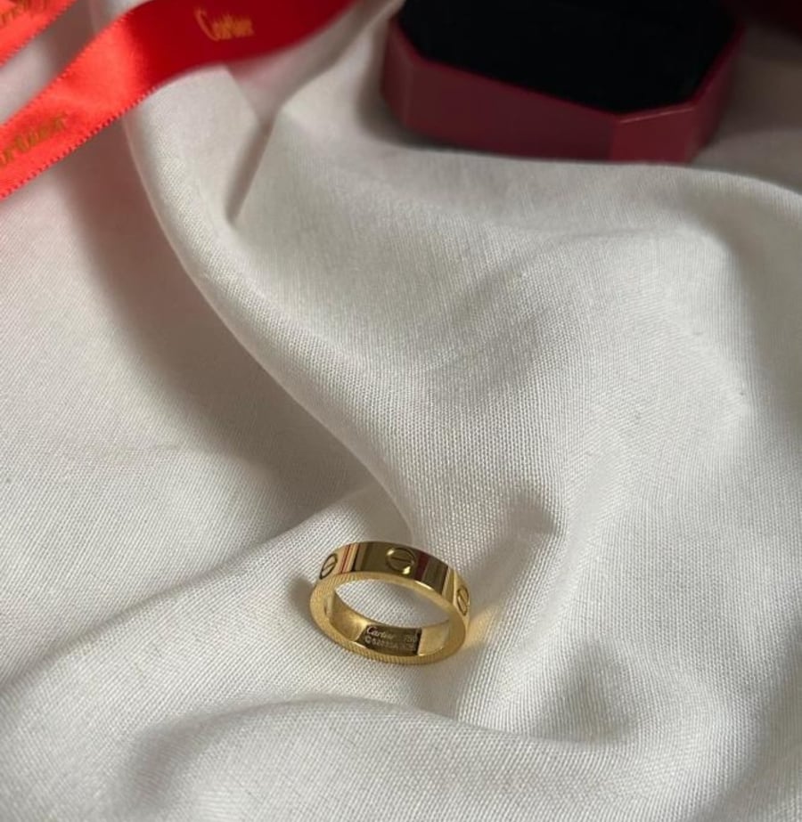 خاتم كارتييه رجالي او نسائي   ( Cartier ) love  مع ملحقات عاديه