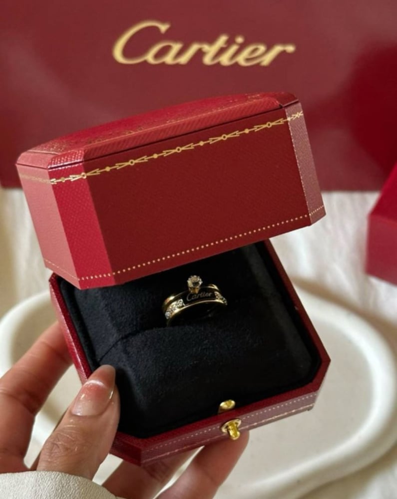 خاتم كارتييه ( Cartier ) مع ملحقات