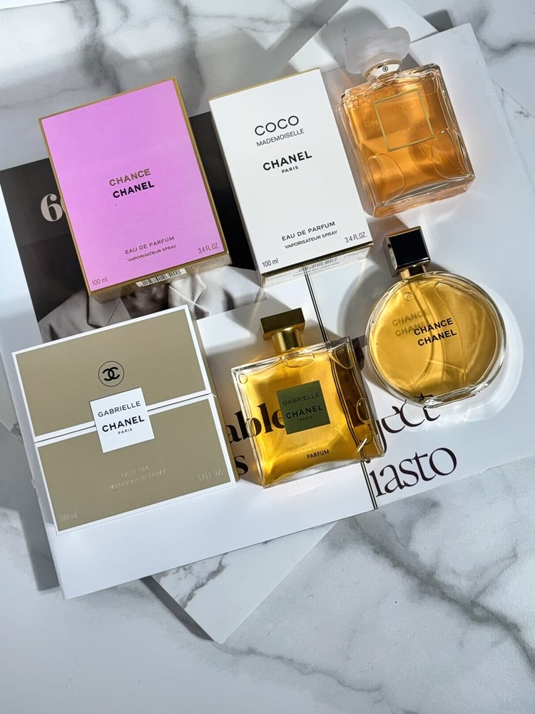 باقة عطور CHANEL الفاخرة للعروس – لمسة فخامة ليوم العمر