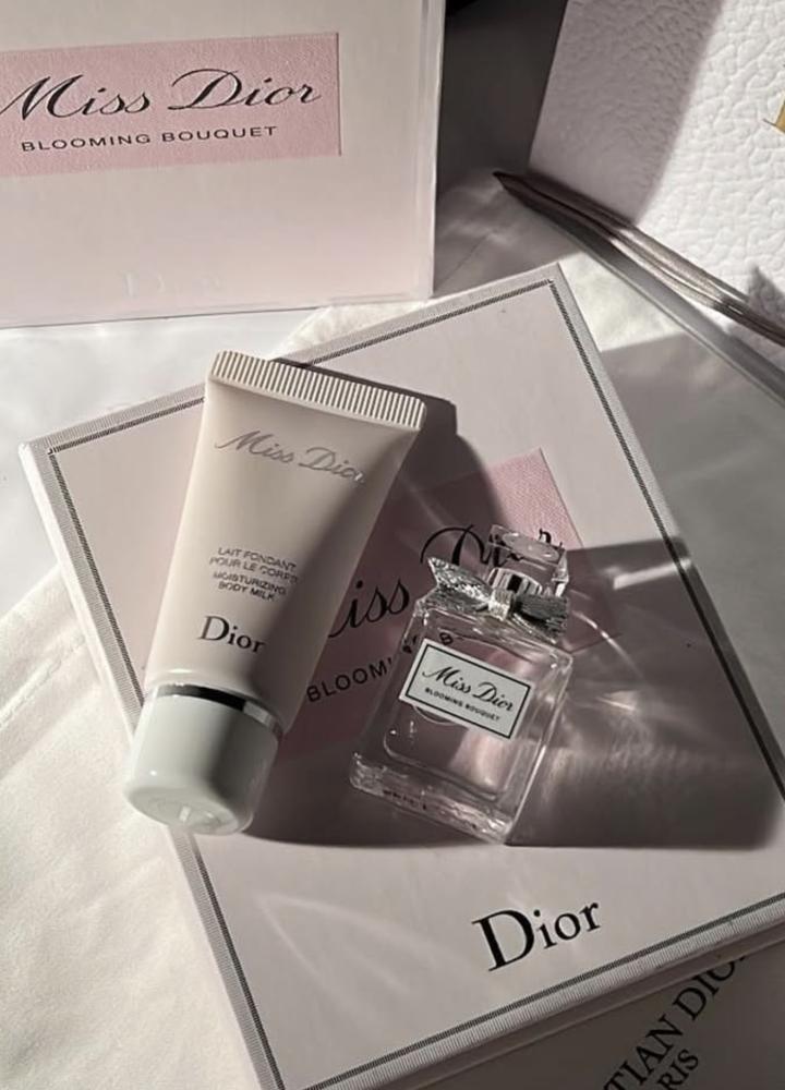 بوكس ميني عطر مس ديور بولمنق بوكيه 5ML ولوشن 20ML
