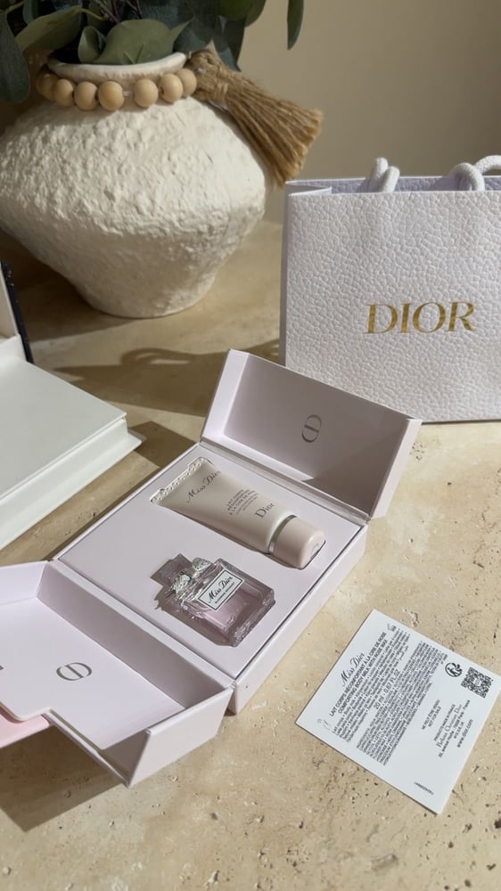 Mini box Dior Sauvage perfume 5ML and lotion 20ML