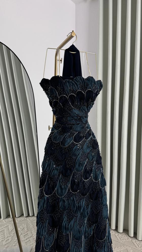 فستان تنفيذ R BOUTIQUE