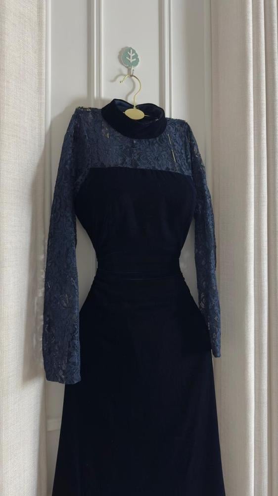 فستان تنفيذ R BOUTIQUE