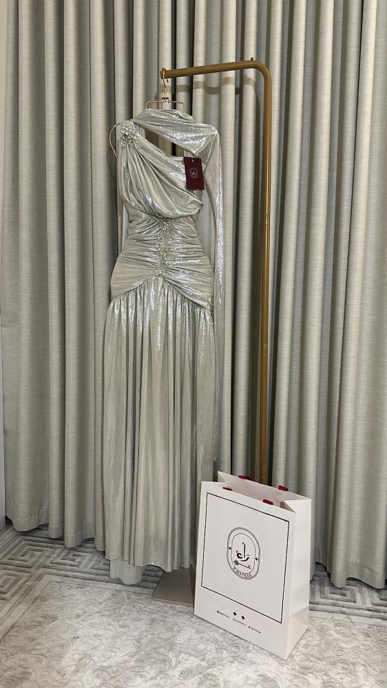 فستان تنفيذ R BOUTIQUE