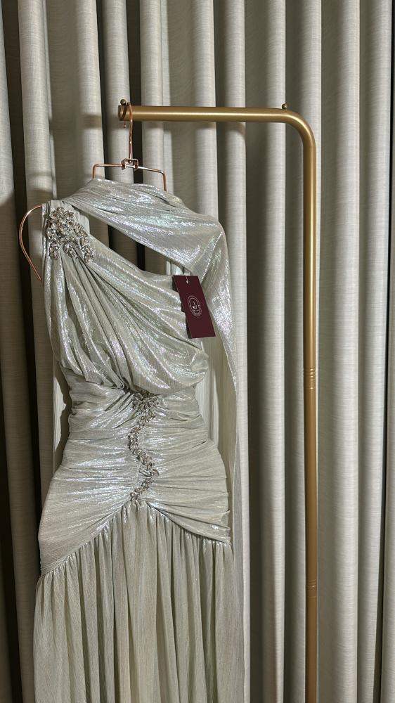 فستان تنفيذ R BOUTIQUE
