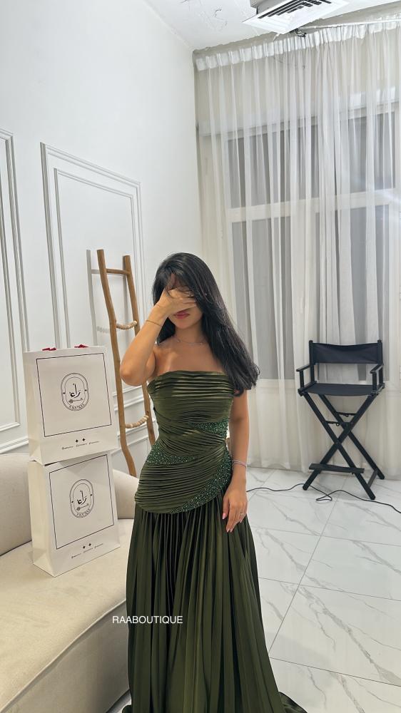 فستان تنفيذ R BOUTIQUE