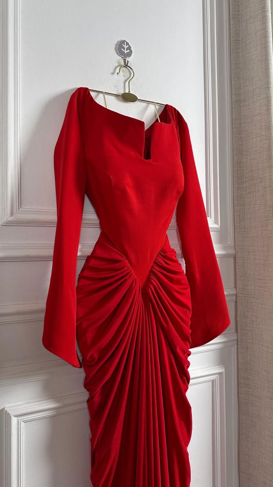 فستان تنفيذ R BOUTIQUE