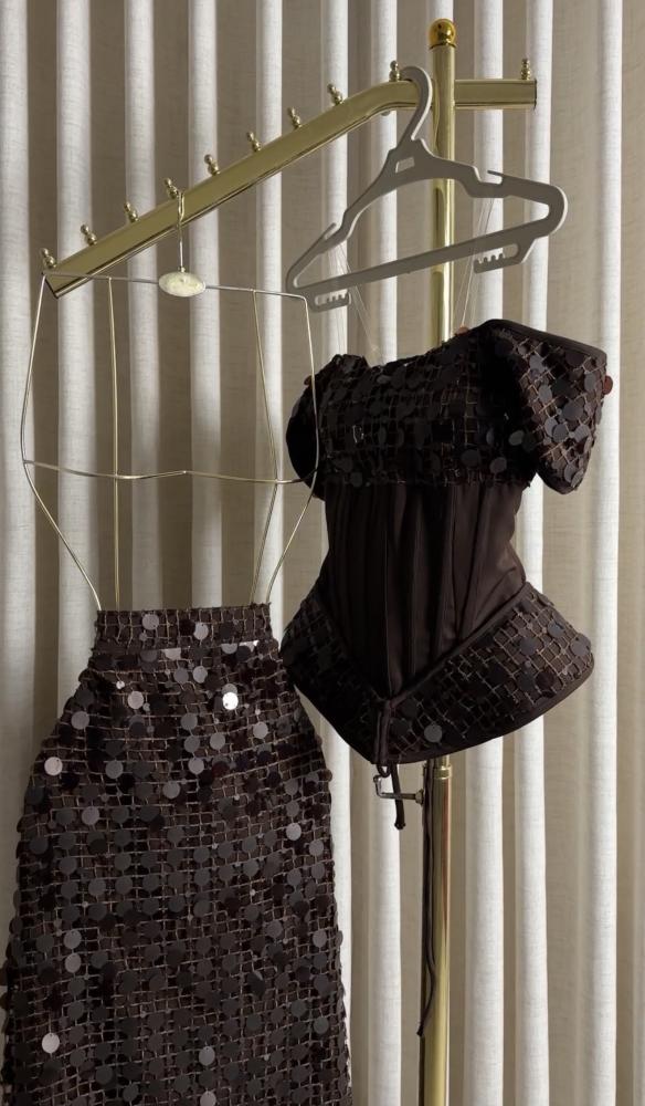 فستان تنفيذ R BOUTIQUE