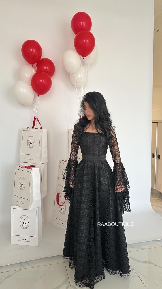 فستان تصميم R BOUTIQUE