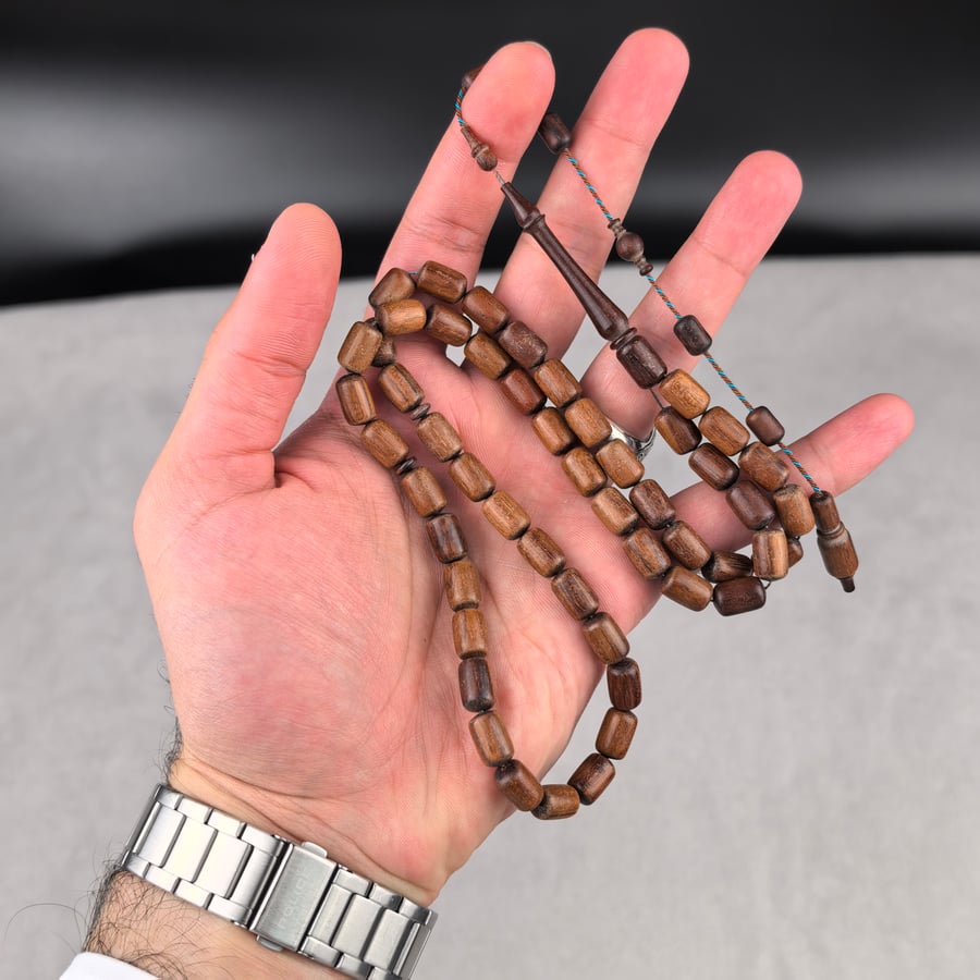 مسباح خشب الحية