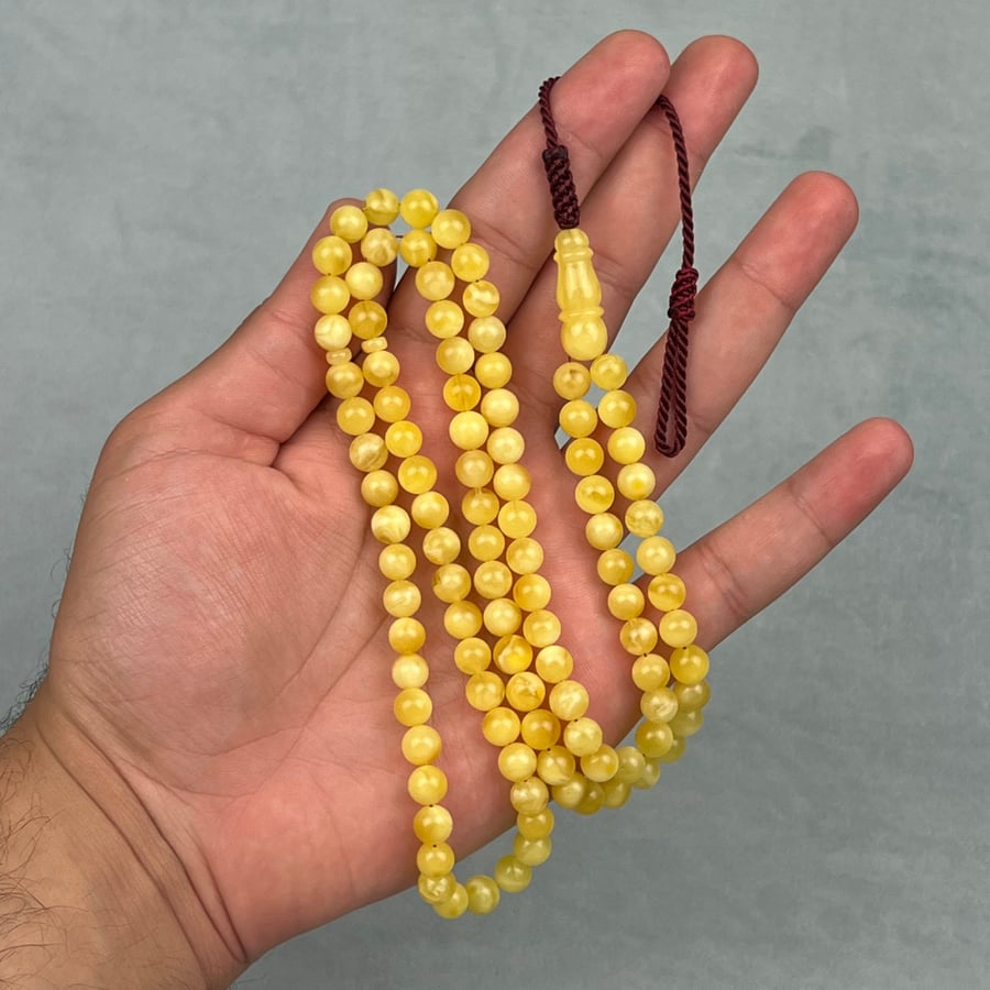 مسباح كهرمان حر