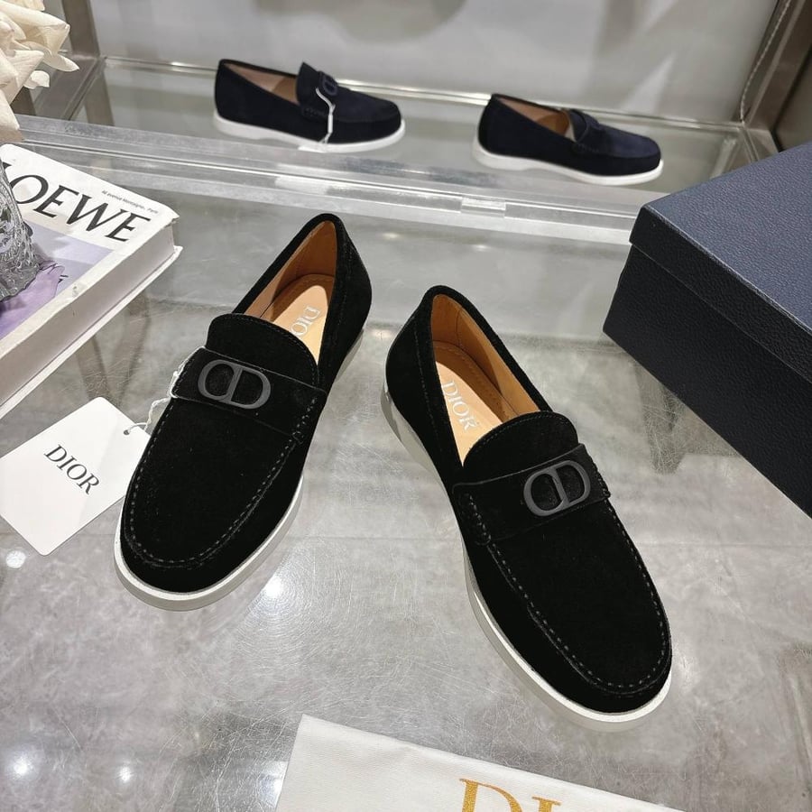 Dior Granville  رحالي  عده الوان