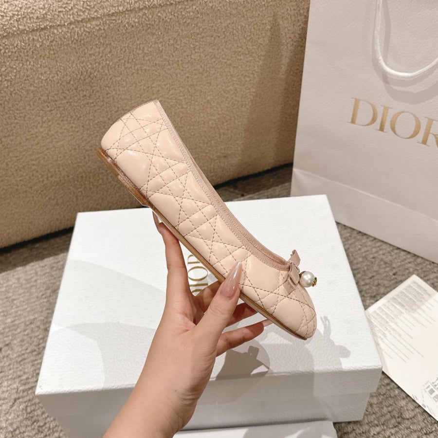 Dior  Ballet عده الوان