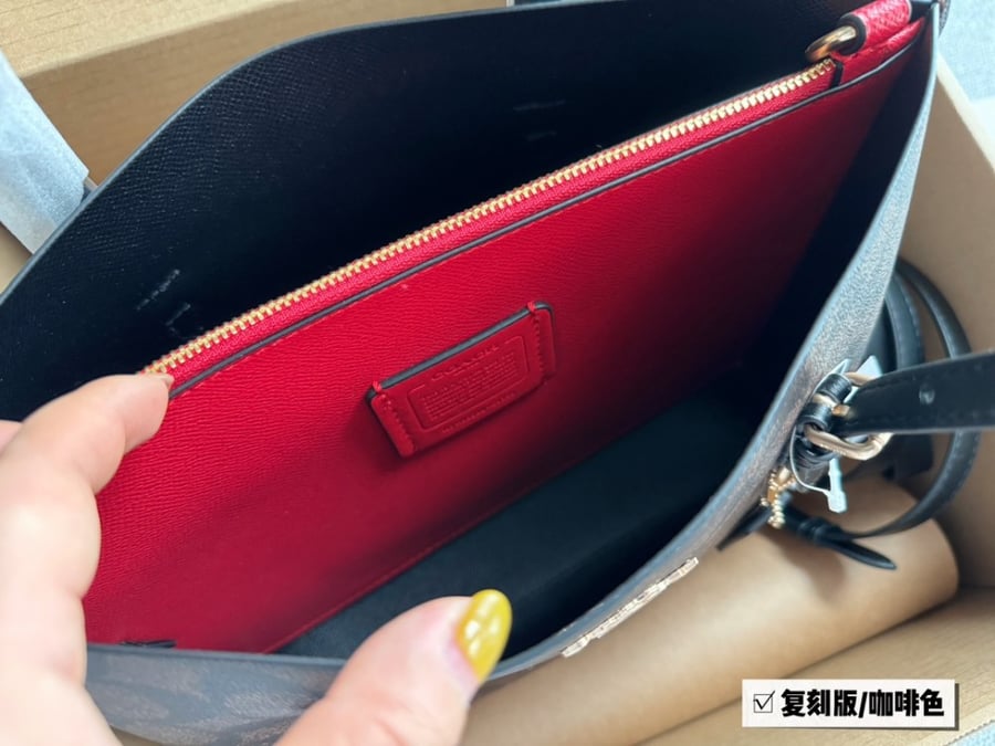 25*20 Mollie Tote