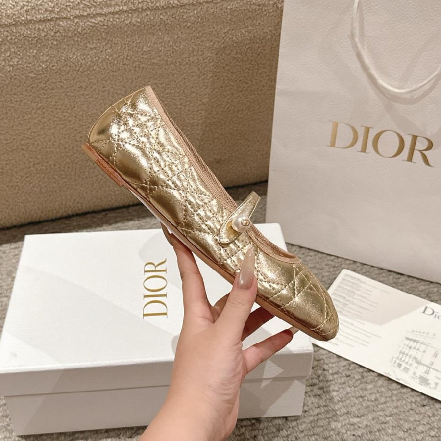 Dior  Ballet عده الوان