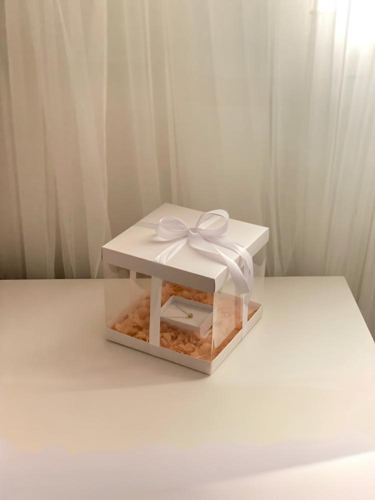 بوكس الزركونيا البيج | Beige box