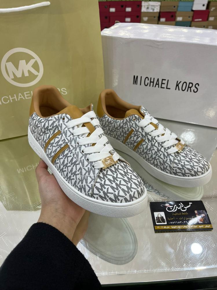 Women's shoes model 91
