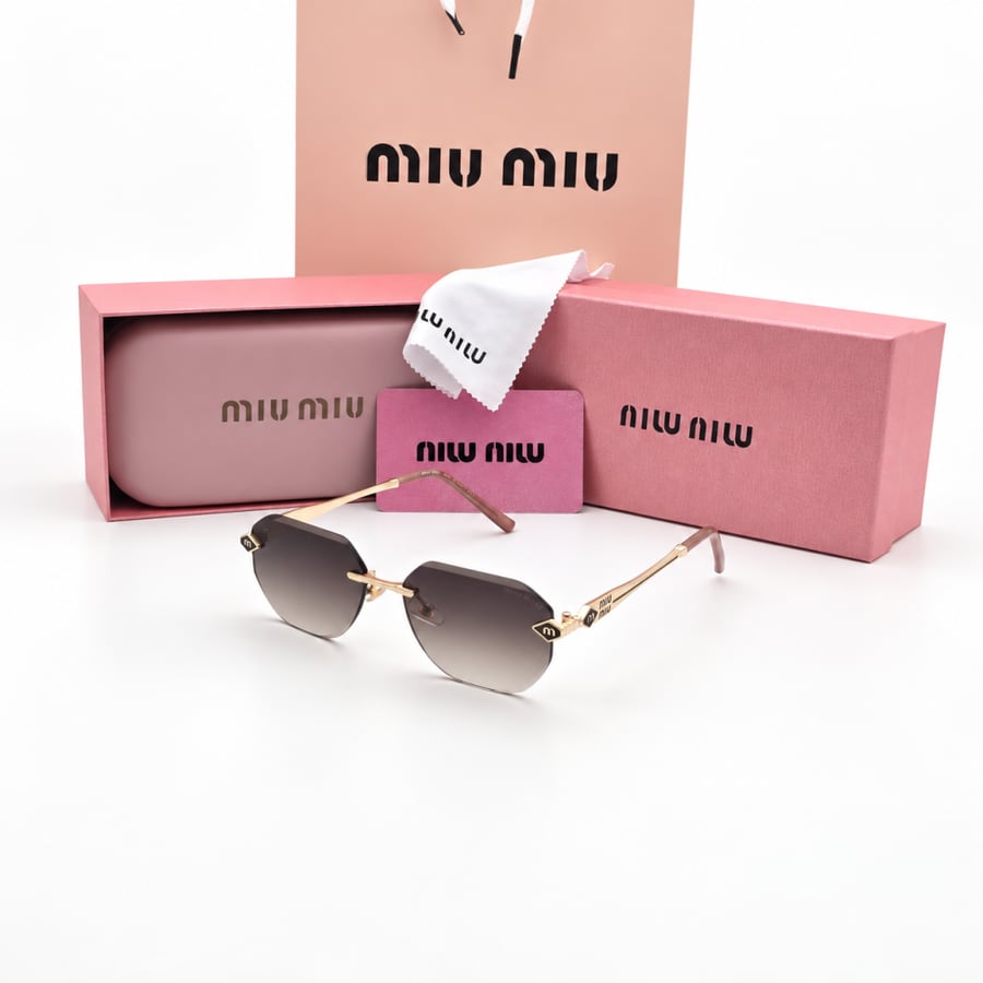 نظارة Miu Miu النسائية الفاخره