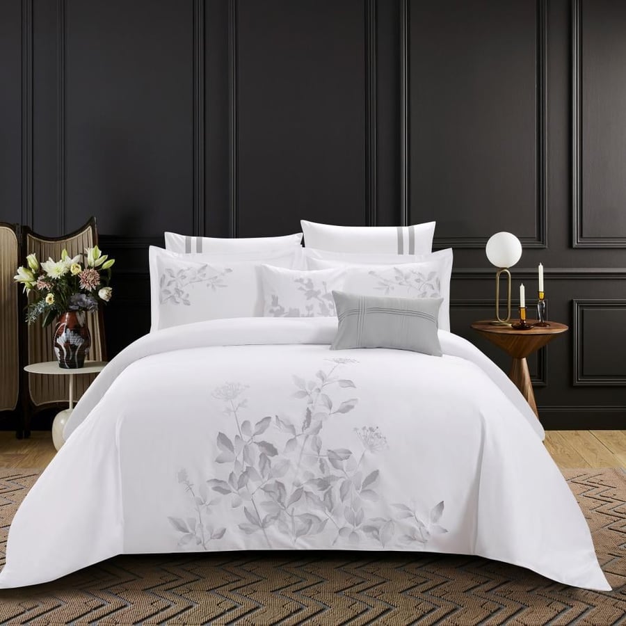 8-piece embroidered duvet set 100% cotton