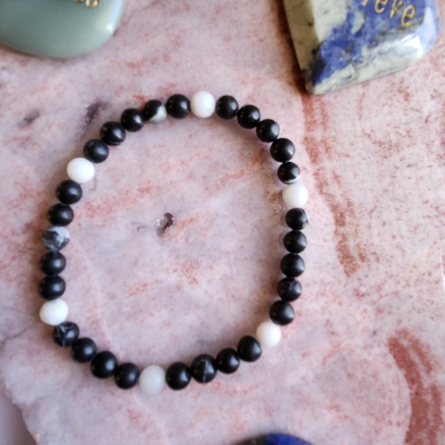 اسوارة الجمال والبهاء من حجر الجاسبر الأسود المنقط بالأبيض Jasper