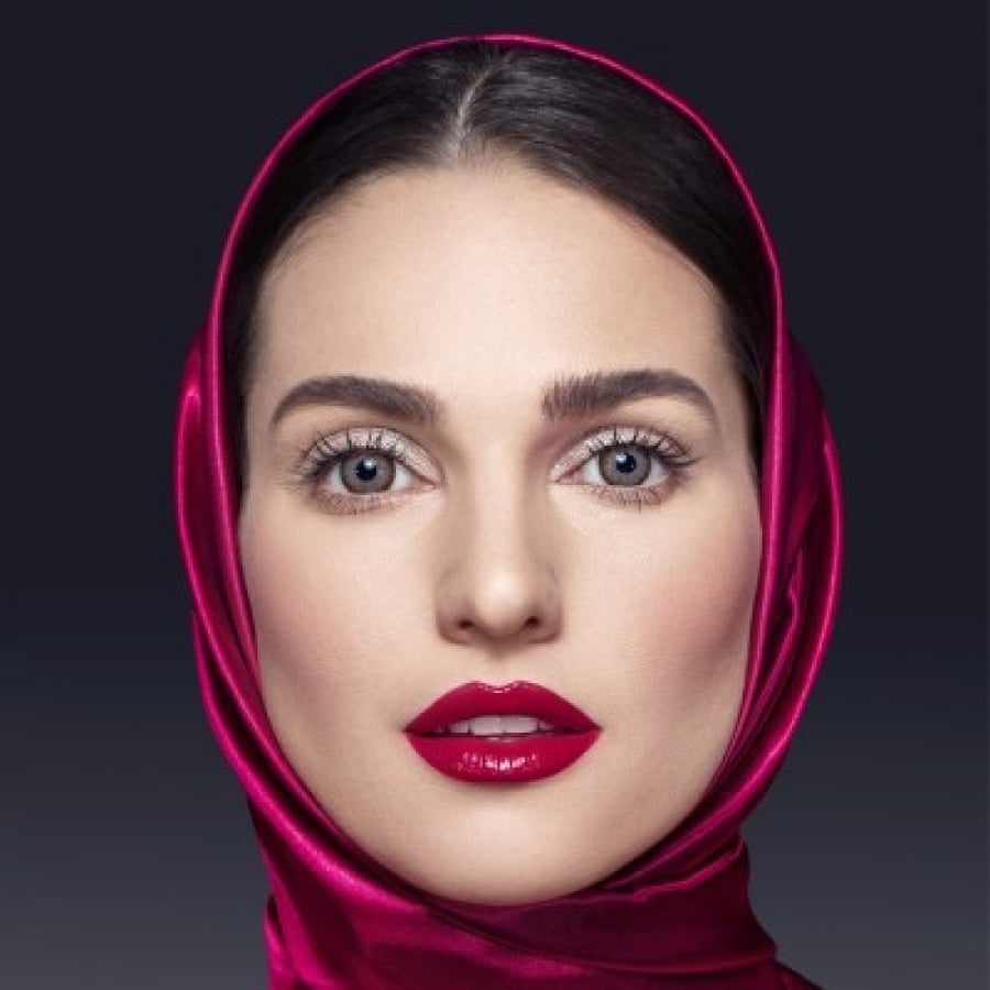 انستازيا يومي بروانش