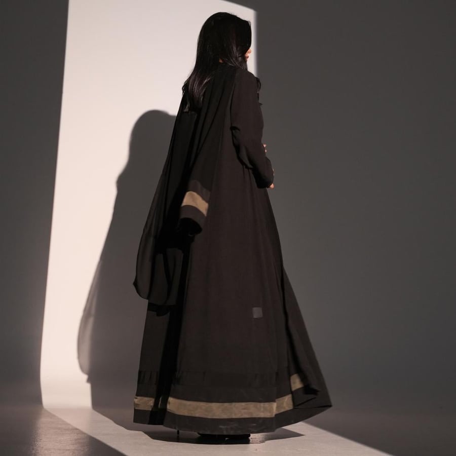 H139 Black