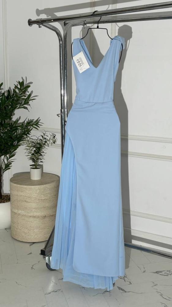 Faten dress light blue