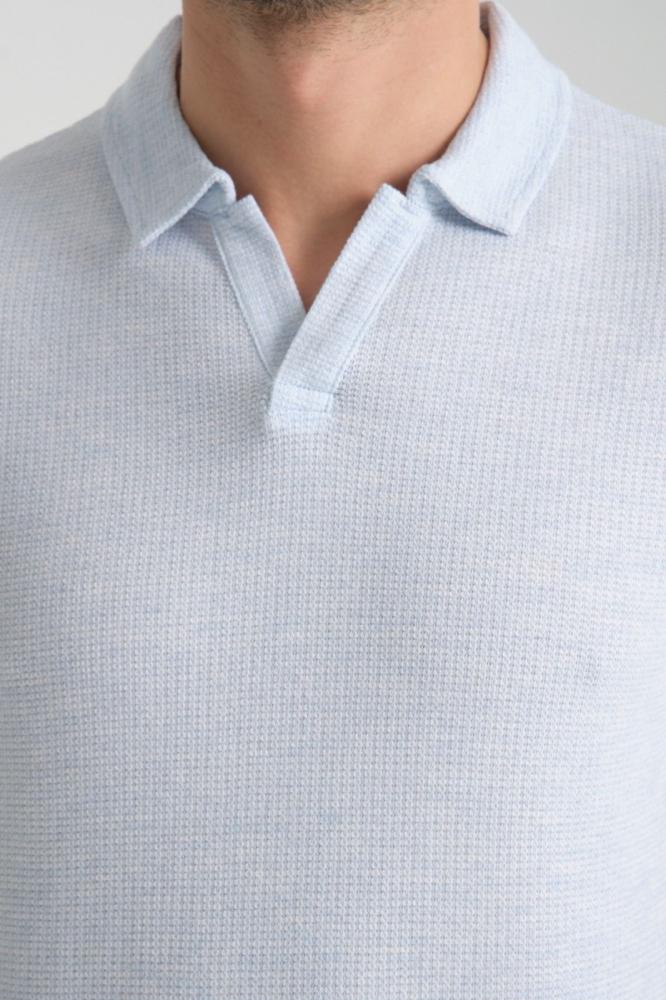 Soft and comfortable polo T-shirt
