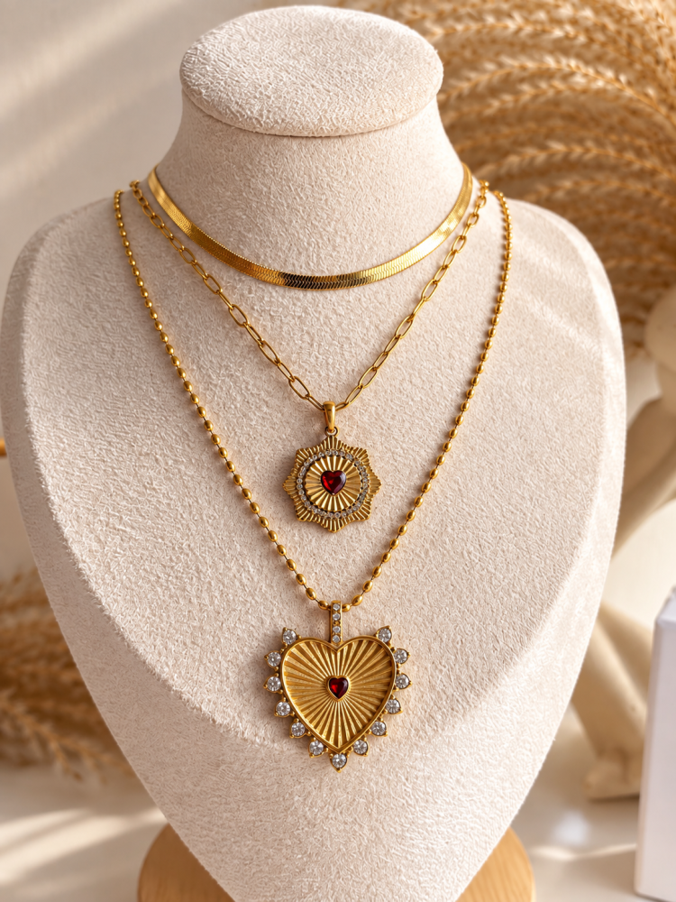 مجموعة Triple Heart