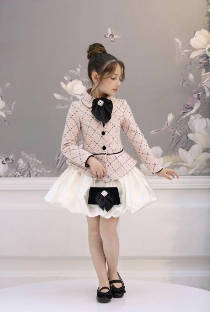 Girls' dress