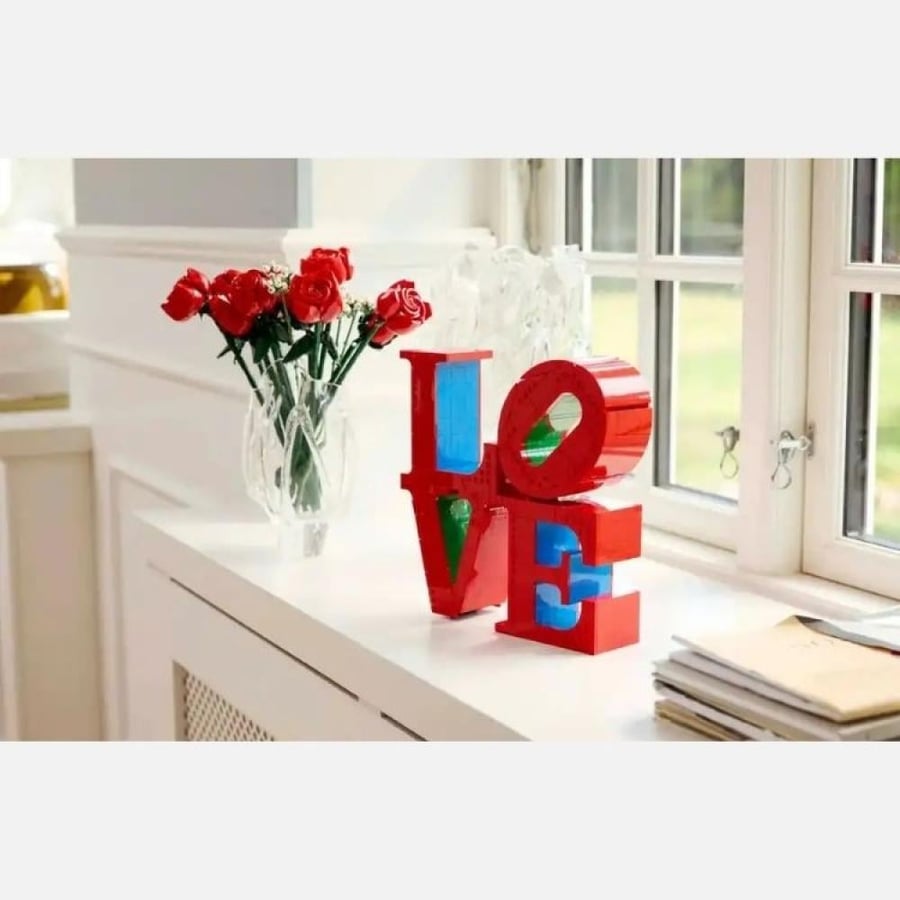 ليغو - مجموعة بناء مجسم LOVE الفني - ديكور إبداعي فاخر للكبار حكاية طف