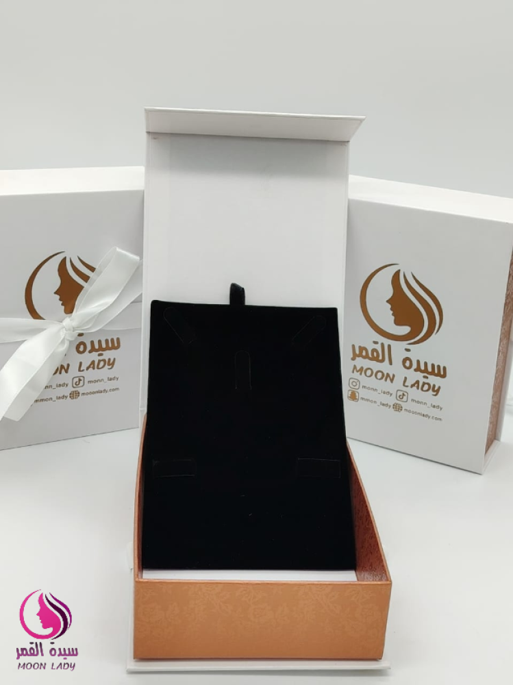 تعليقه نسائي