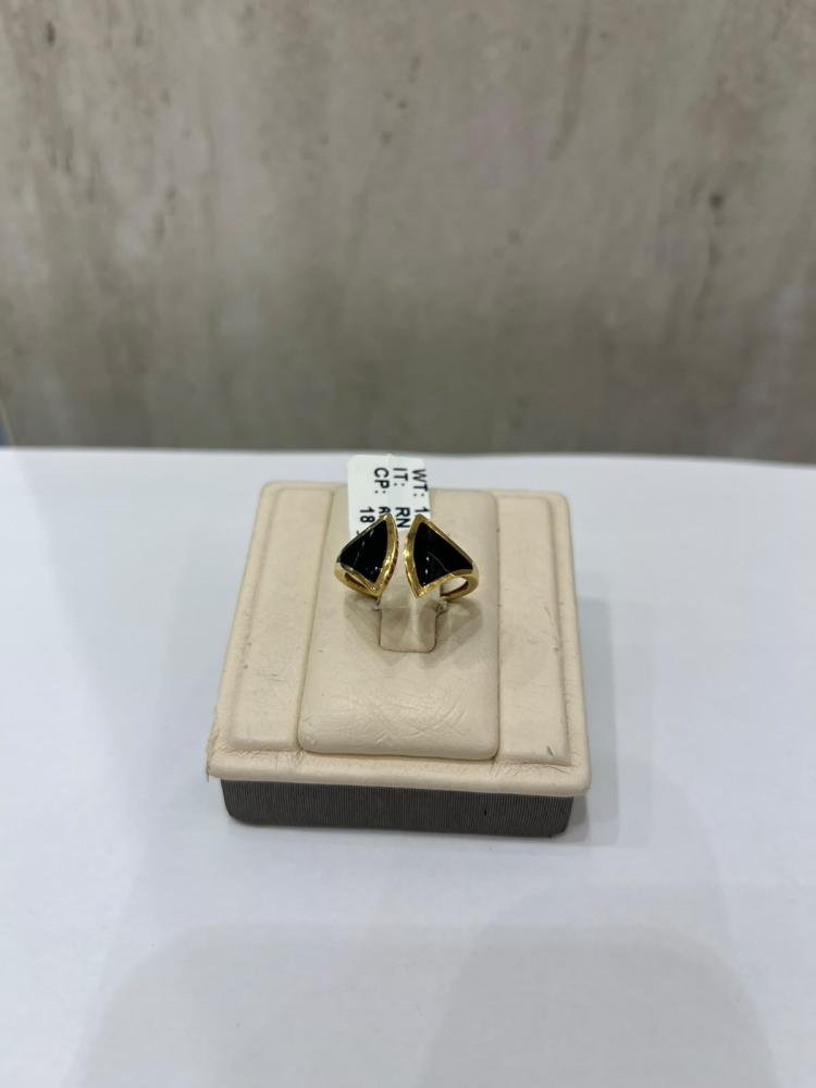 خاتم ذهب عيار18 (1.9g)