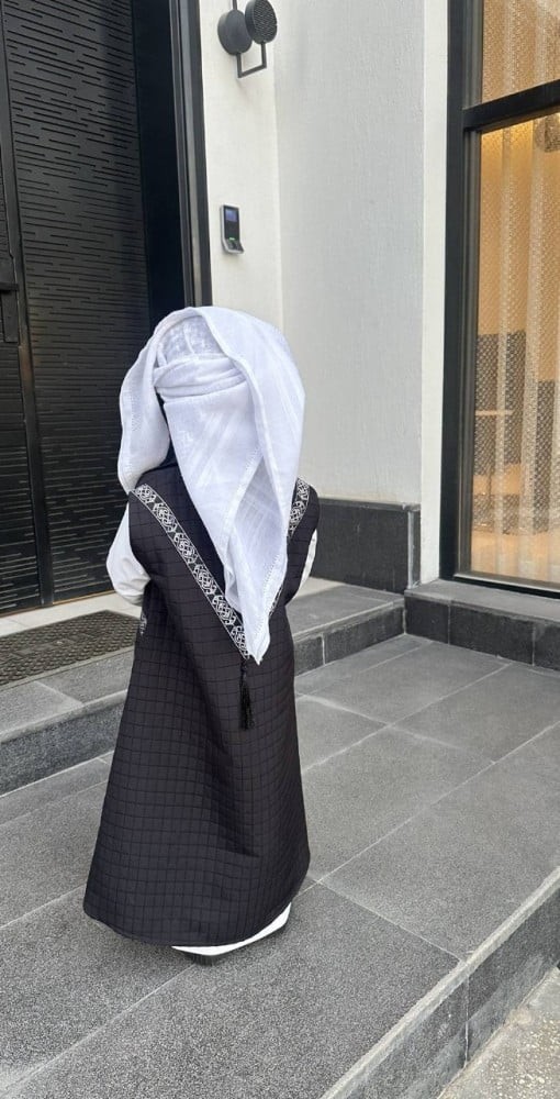 دقلة ولادي اسود بتصميم أنيق