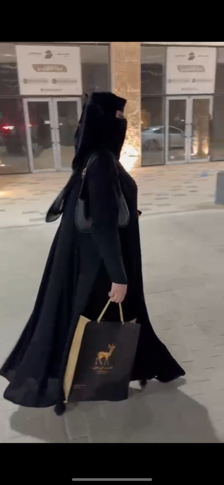 عباية نجلا