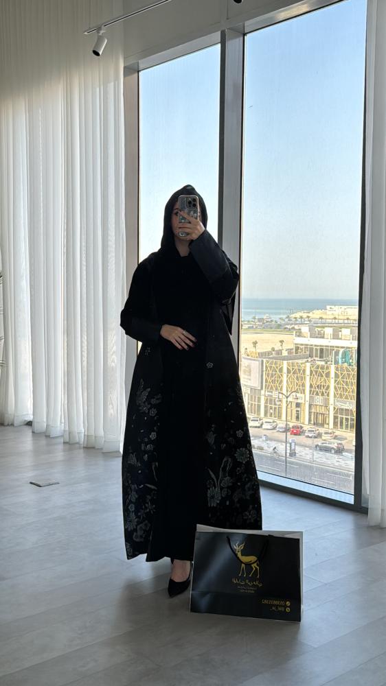 عباية الفخامه عبايه تفته